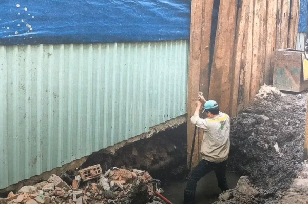 xây nhà nứt tường