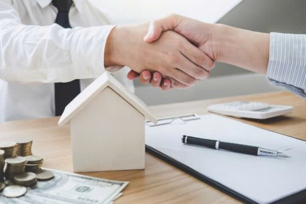 Hợp đồng tặng cho tài sản