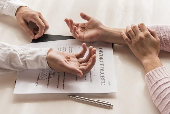 hòa giải bắt buộc trước khi ly hôn