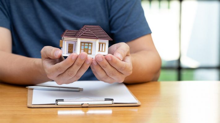 vắng mặt người nộp đơn ly hôn 