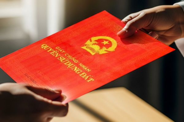 Kiểm tra kỹ những điểm này trước khi ký hợp đồng mua bán đất