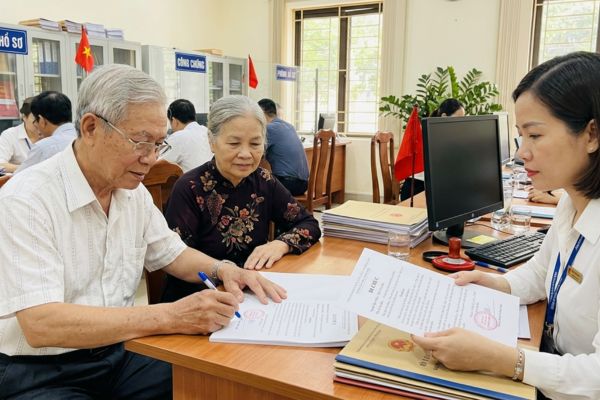 Di chúc để lại đất có nguồn gốc từ cấp phát của Nhà nước
